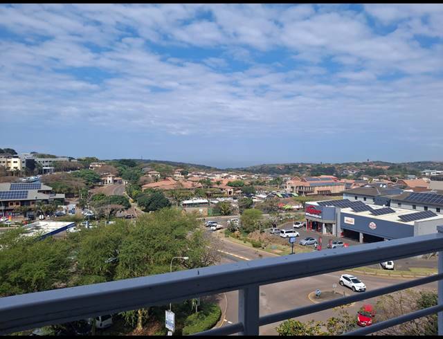 66M² BUSINESS CENTRE FOR SALE IN BALLITO DISTRICT